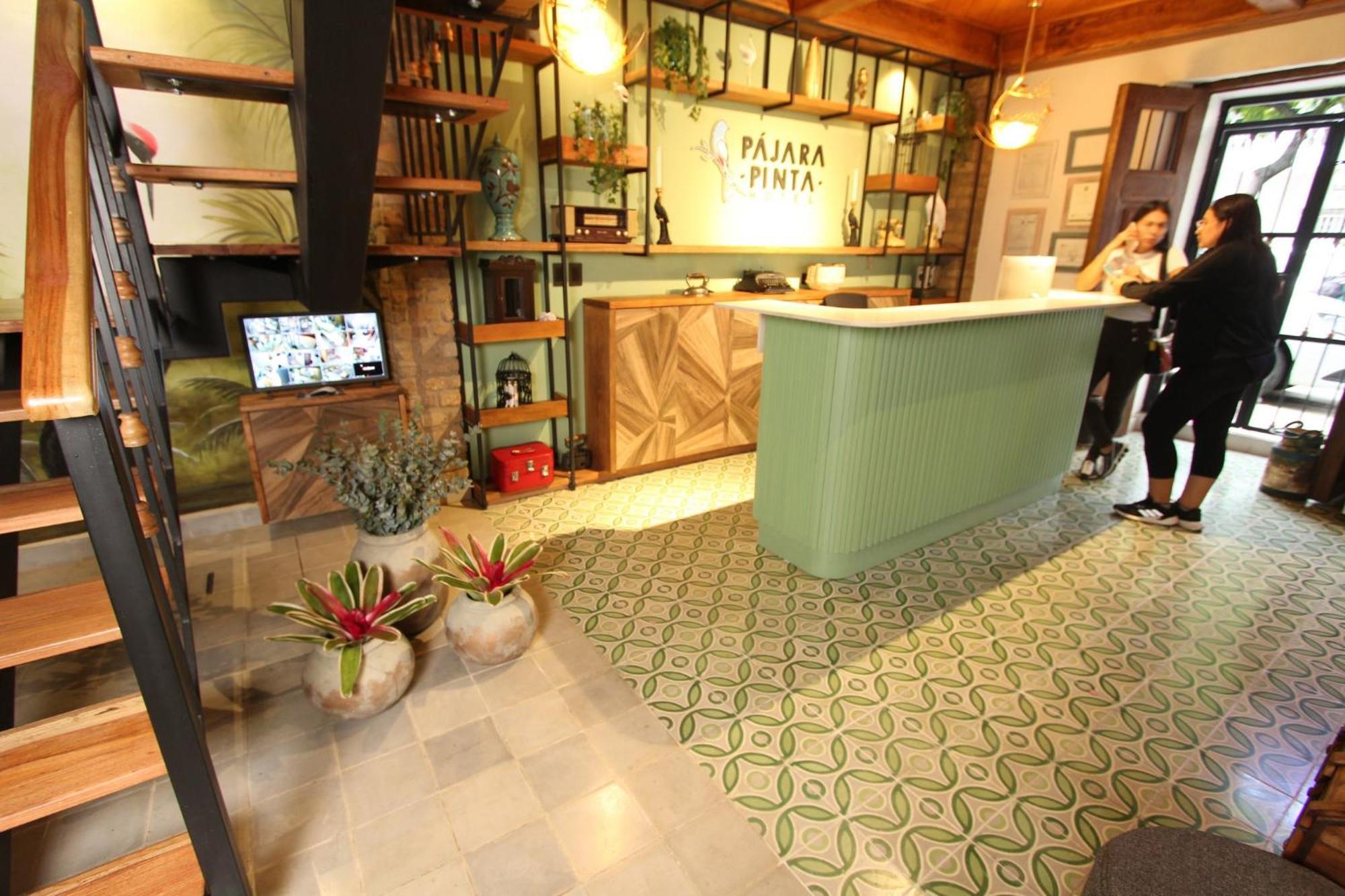 Hotel Pajara Pinta Кали Екстериор снимка